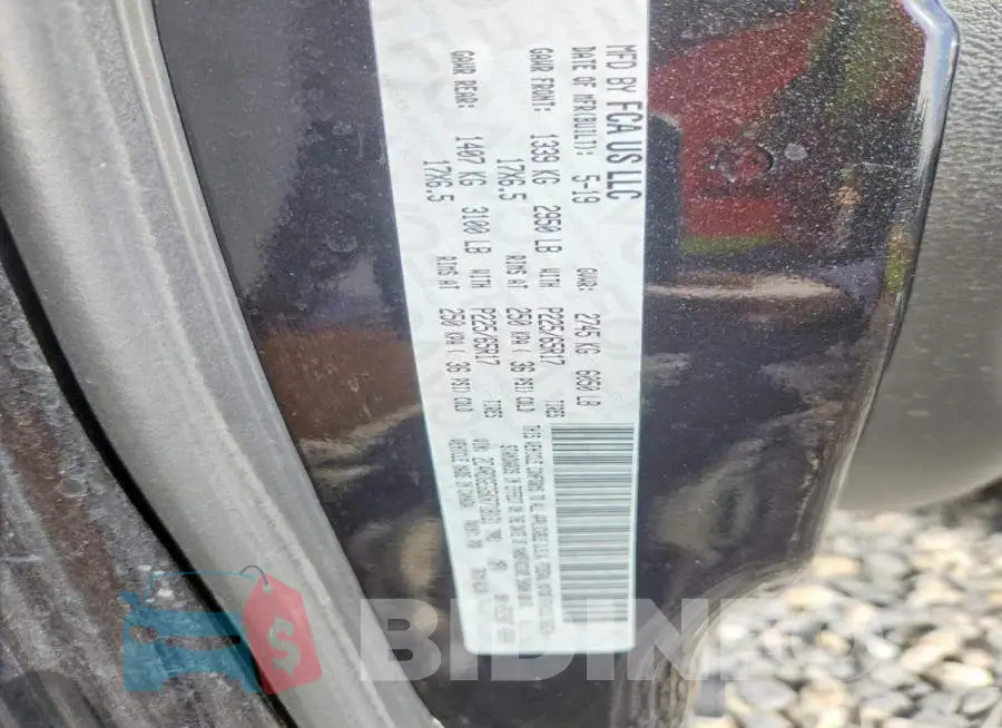 2C4RDGEG5KR718131 Photo# 13