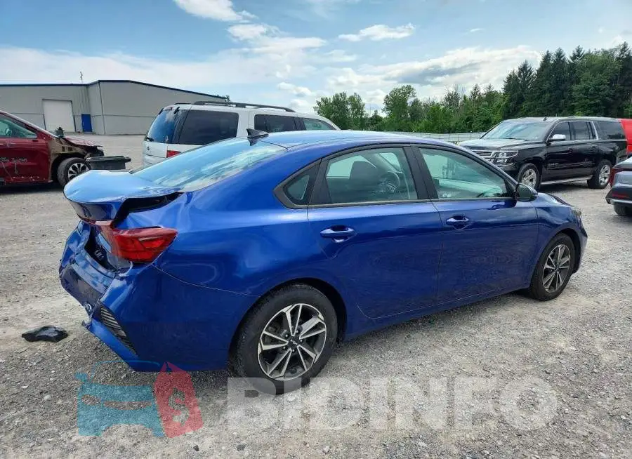 3KPF24AD3PE526086 Photo# 3