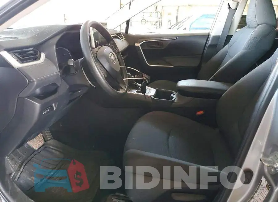 2T3F1RFV2RC412025 Photo# 7
