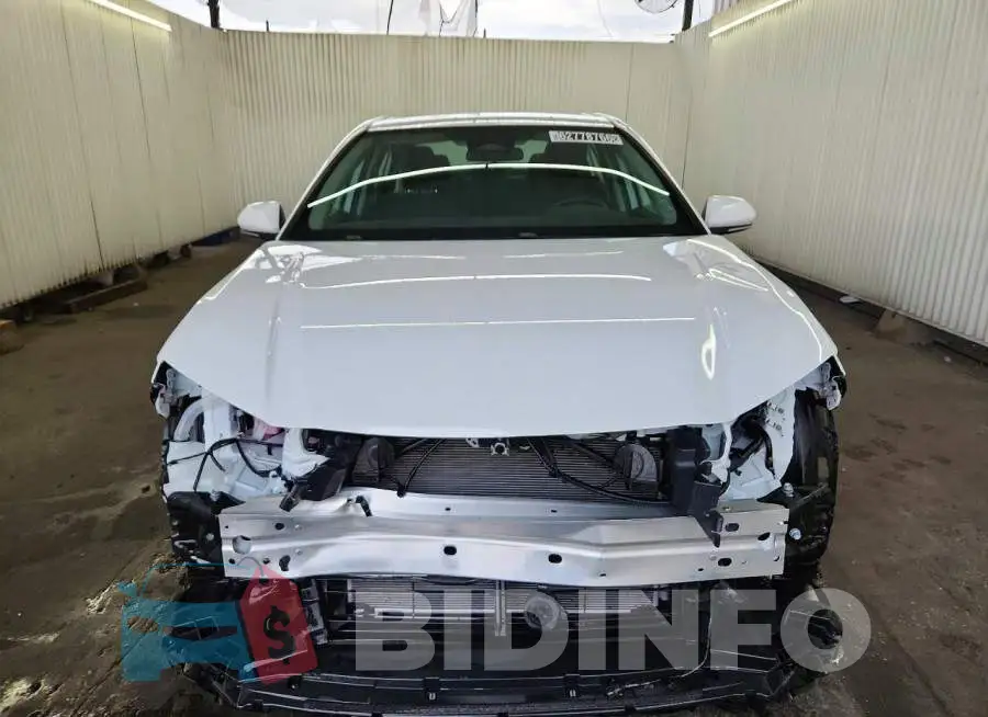 4T1DAACKXTU711425 Photo# 5
