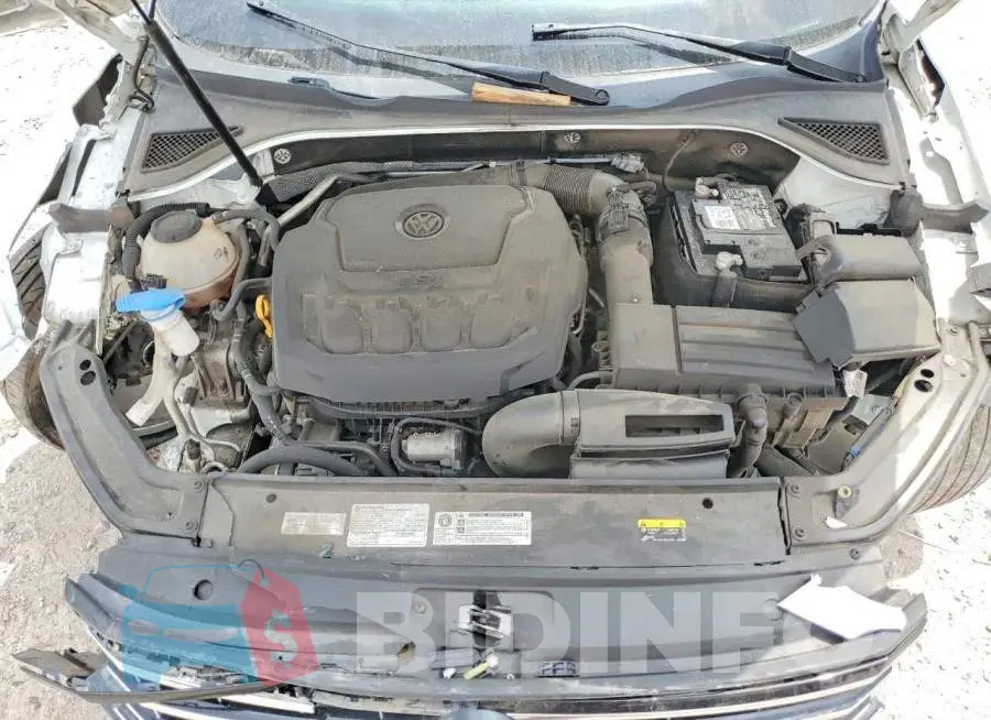 1VWLA7A35KC014485 Photo# 11