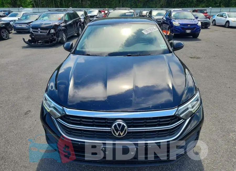 3VW5M7BU9PM005589 Photo# 5