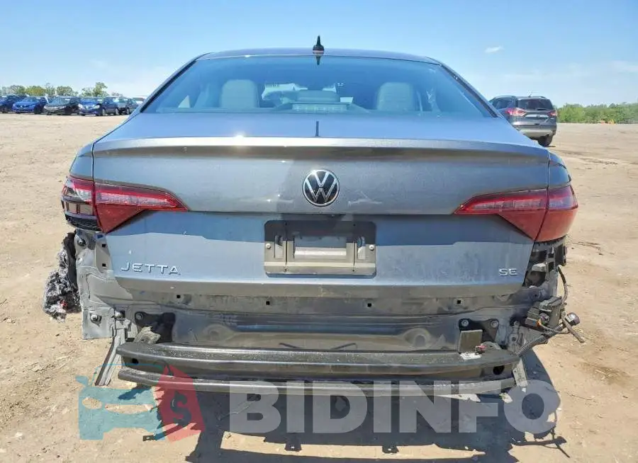 3VW7M7BU4RM072841 Photo# 6