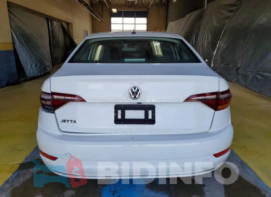 3VWCB7BU6KM238836 Photo# 6