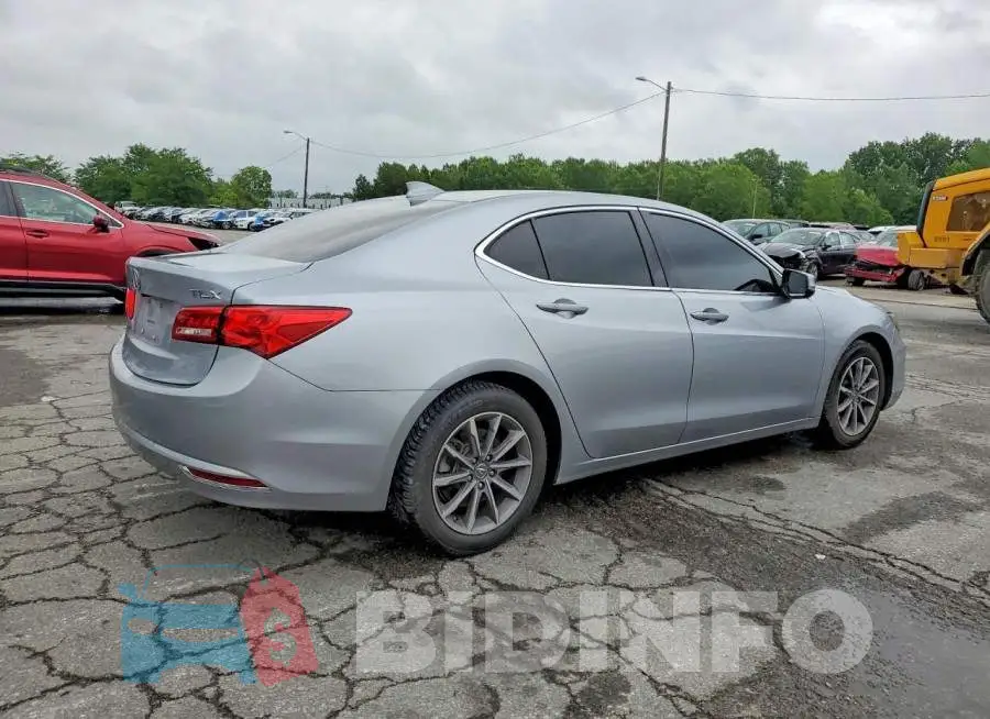 19UUB1F53JA009163 Photo# 3