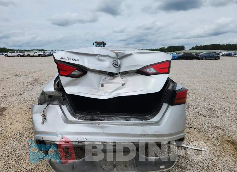 1N4BL4BV2PN362222 Photo# 6