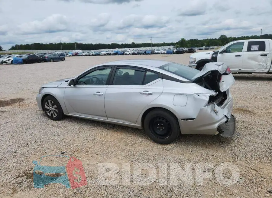 1N4BL4BV2PN362222 Photo# 2