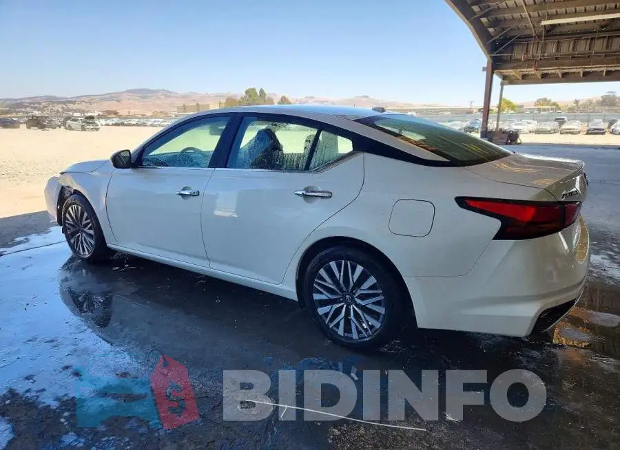 1N4BL4DV5SN413783 Photo# 2