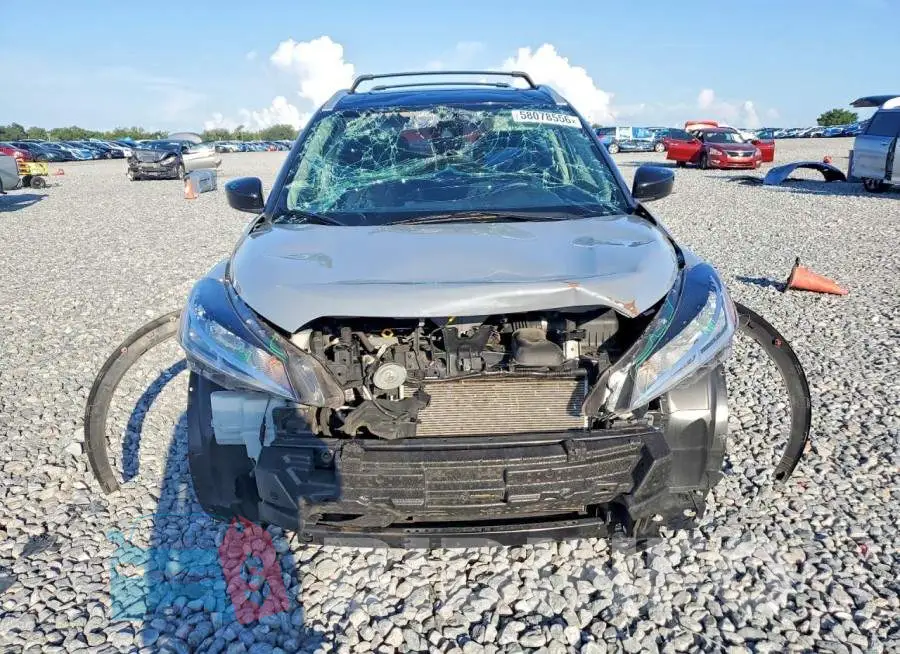 3N1CP5CV8ML530984 Photo# 5
