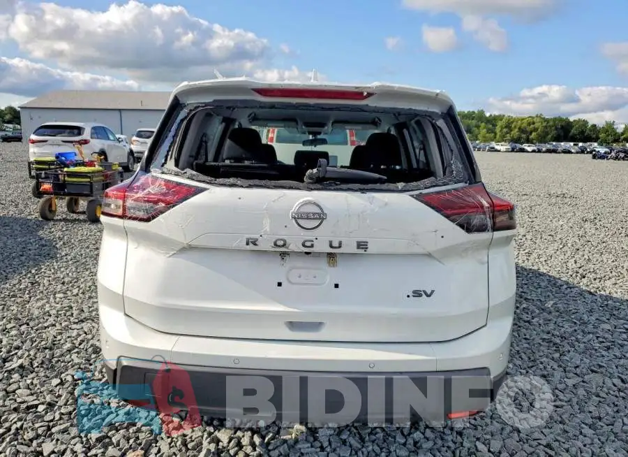 5N1BT3BA4RC692164 Photo# 6
