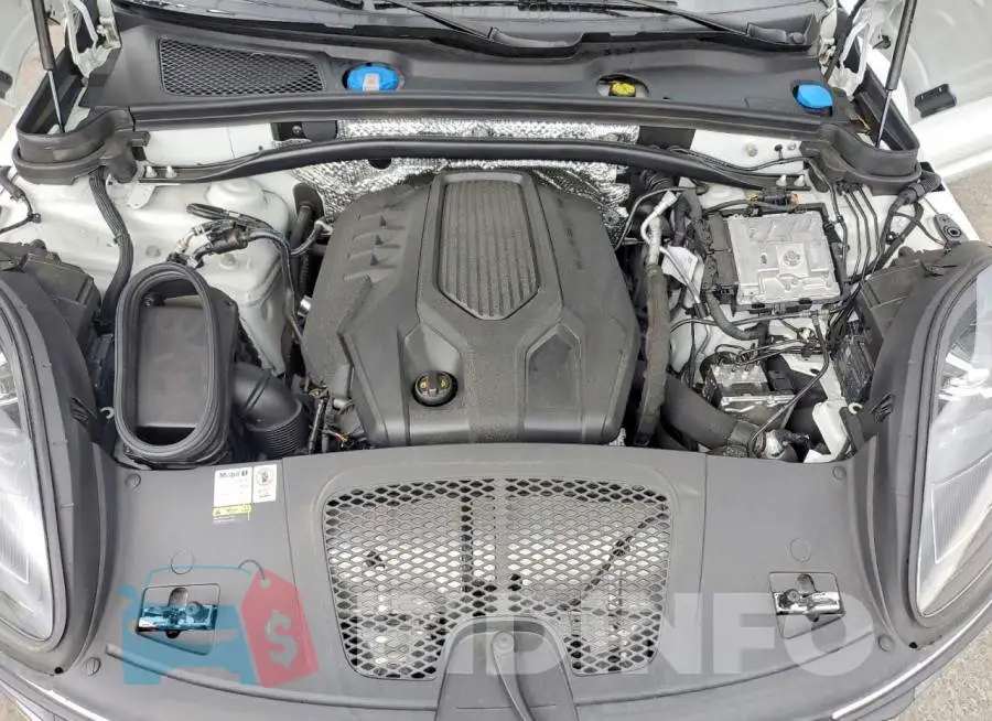 WP1AA2A58PLB13032 Photo# 12