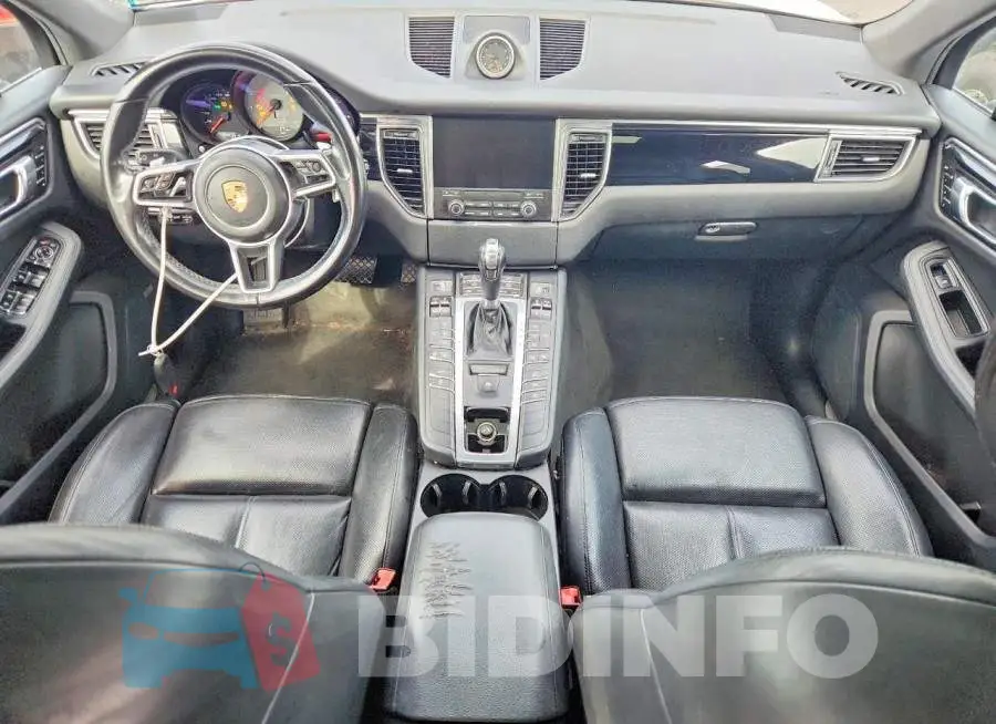 WP1AB2A56JLB36619 Photo# 8