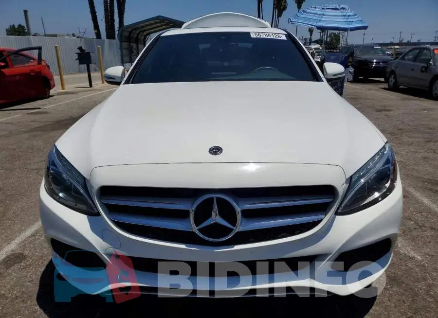 55SWF4HB3JU266961 Photo# 5