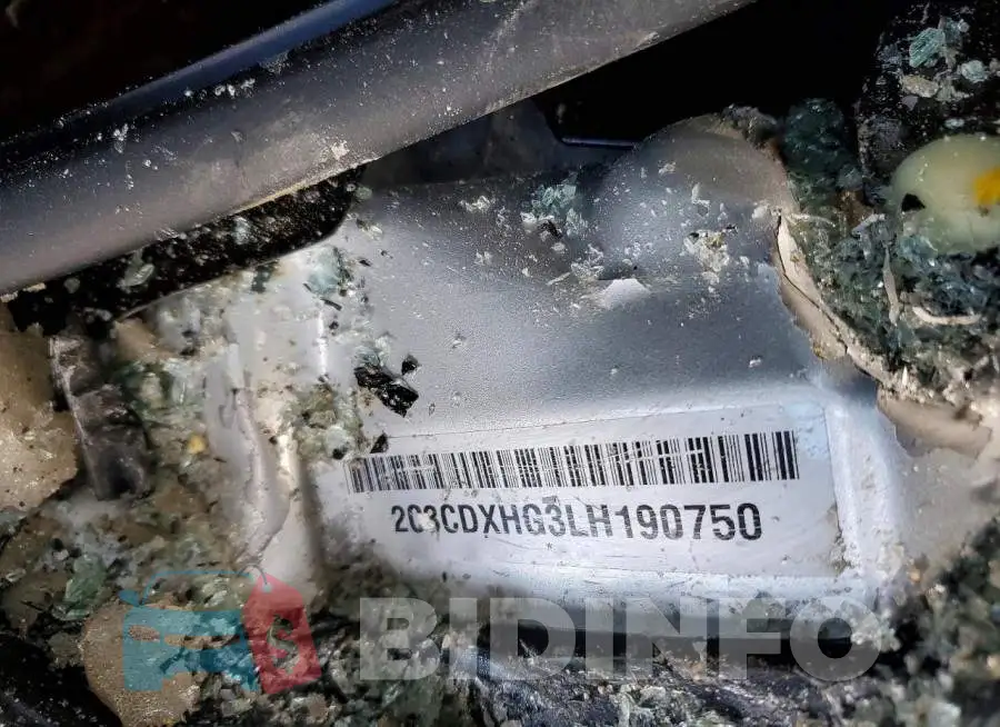 2C3CDXHG3LH190750 Photo# 13