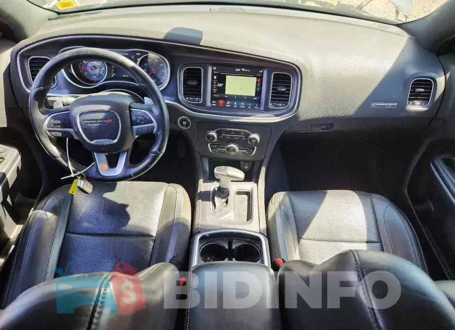 2C3CDXJG2JH330777 Photo# 8