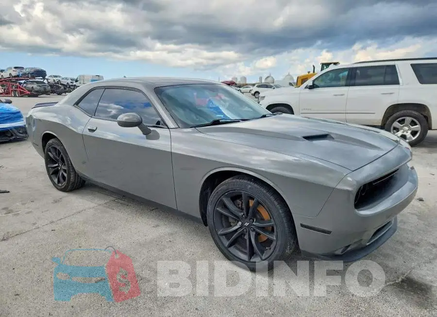 2C3CDZAGXJH183622 Photo# 4