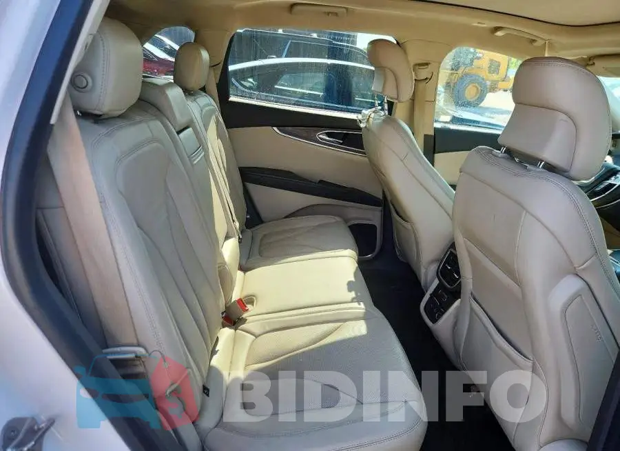 2LMPJ8L94KBL66713 Photo# 10