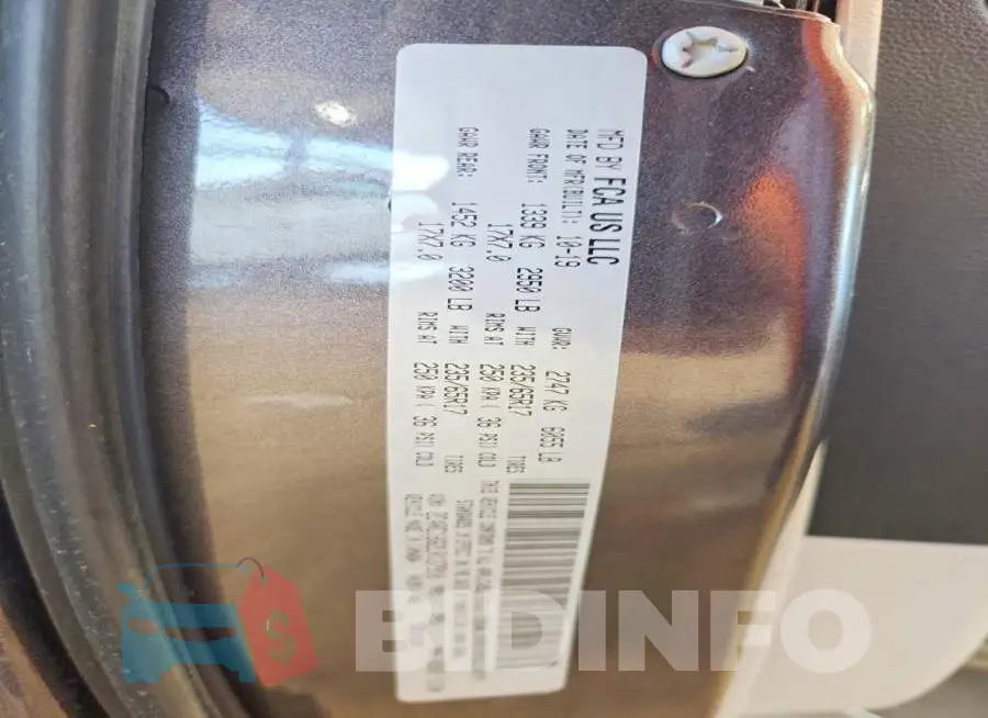 2C4RC1BG2LR127910 Photo# 14