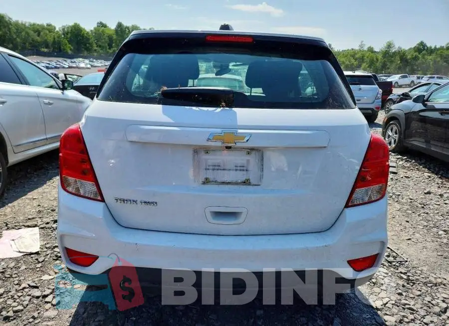 KL7CJNSB2JB695039 Photo# 6