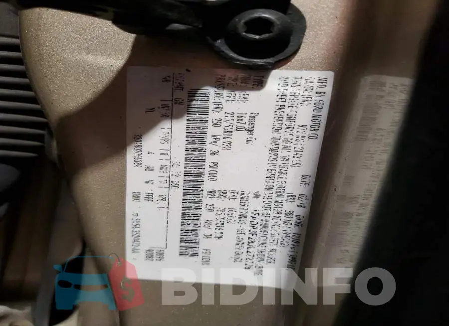 1FADP3F28JL272728 Photo# 13