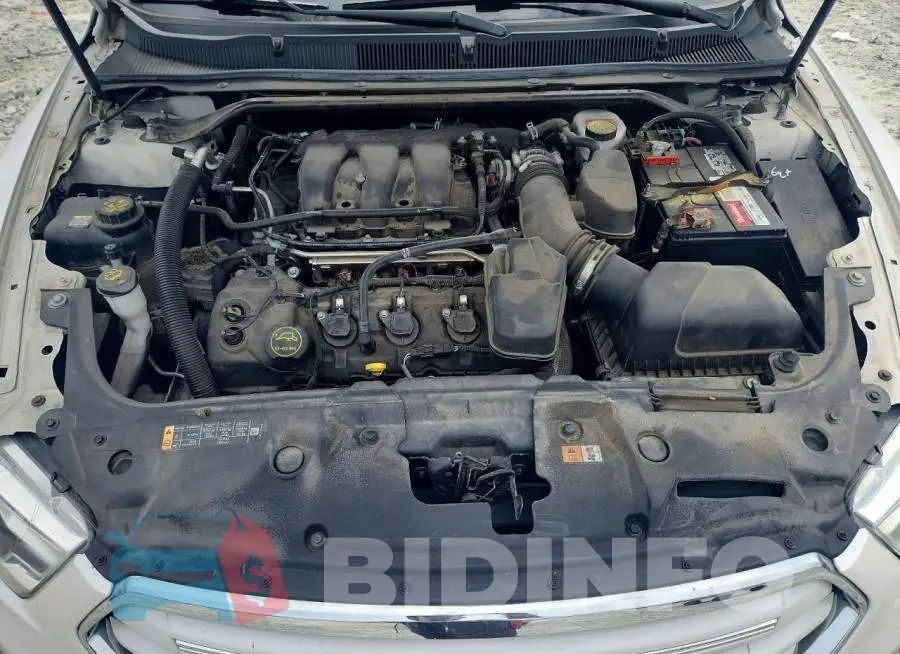 1FAHP2F83JG116833 Photo# 11