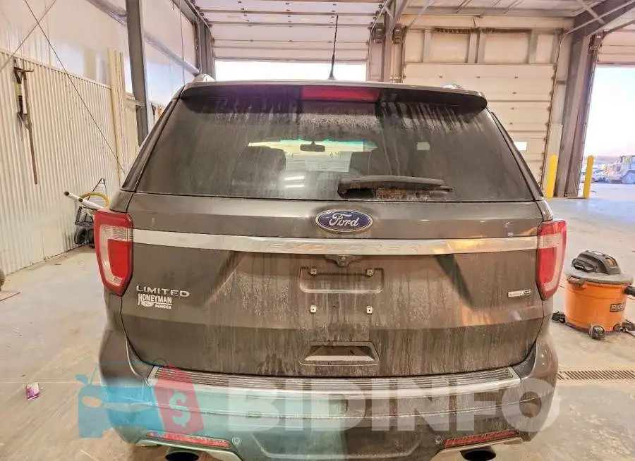 1FM5K8FH5JGB13877 Photo# 6