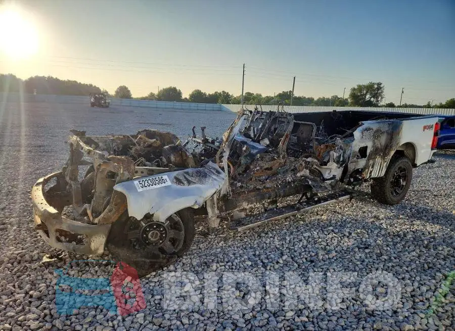 1FT8X2BA0PED14826 Photo# 1