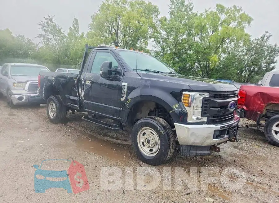 1FTBF3B64KEG11066 Photo# 4