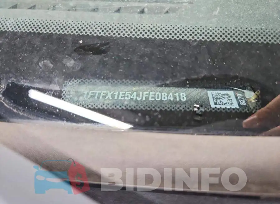 1FTFX1E54JFE08418 Photo# 12