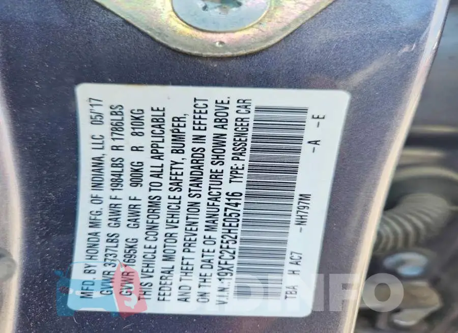 19XFC2F52HE057416 Photo# 12