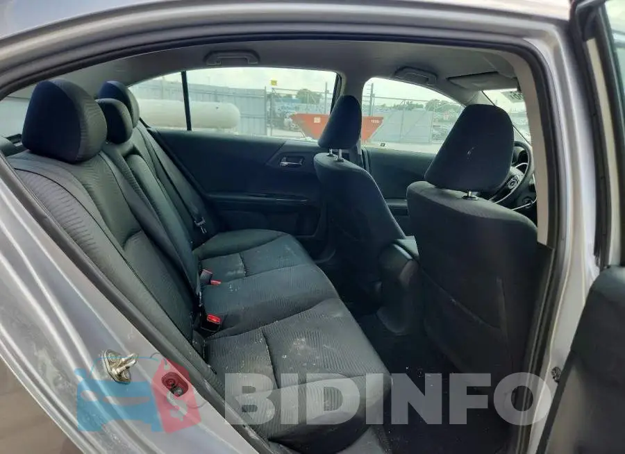 1HGCR2F30HA162105 Photo# 10