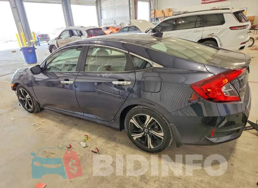 JHMFC1F91JX035702 Photo# 2