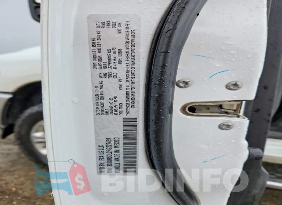 3C6UR5DL2RG227439 Photo# 12