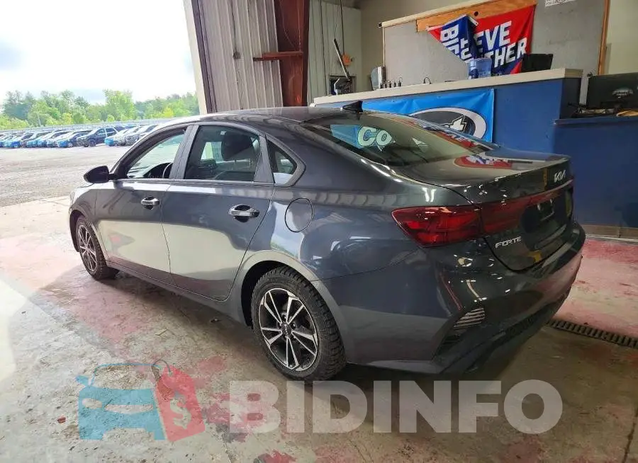 3KPF24AD6PE533355 Photo# 2