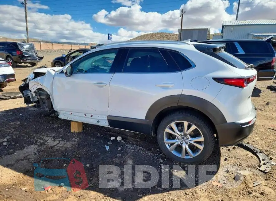 3MVDMAEM2LM128327 Photo# 2