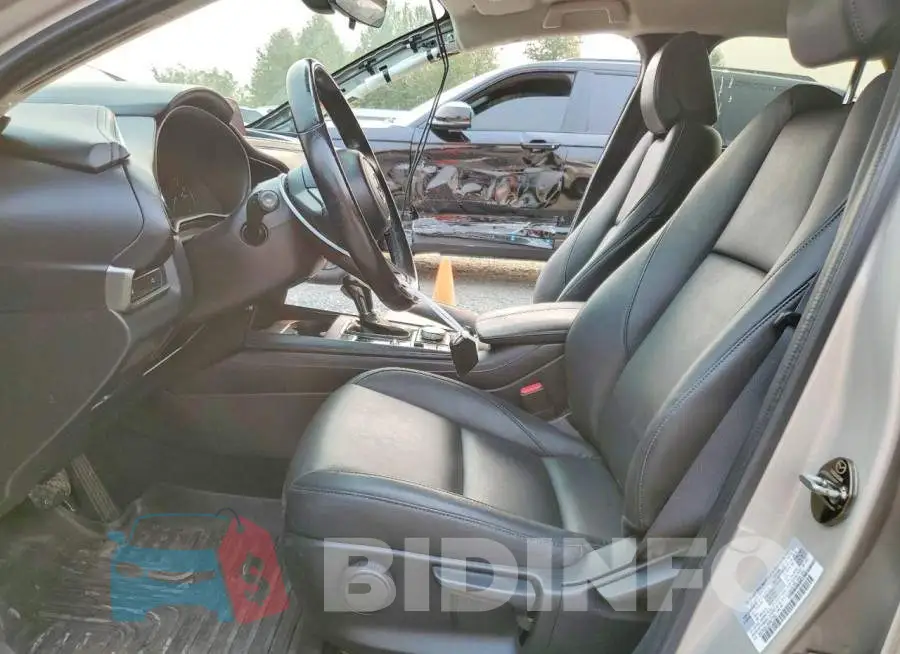 3MVDMBBL6NM457262 Photo# 7