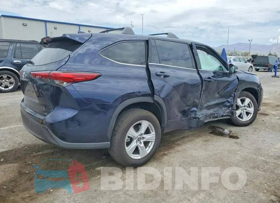 5TDZZRAH3LS014143 Photo# 3