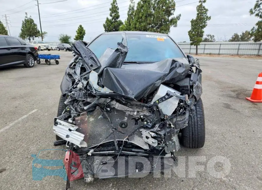 JTDBCMFE2T3135445 Photo# 5
