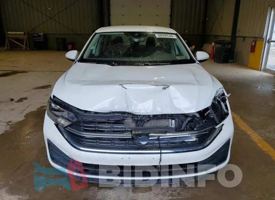 3VW5M7BU7RM044426 Photo# 5
