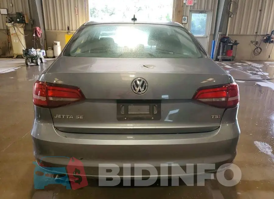 3VWDB7AJ8HM413379 Photo# 6