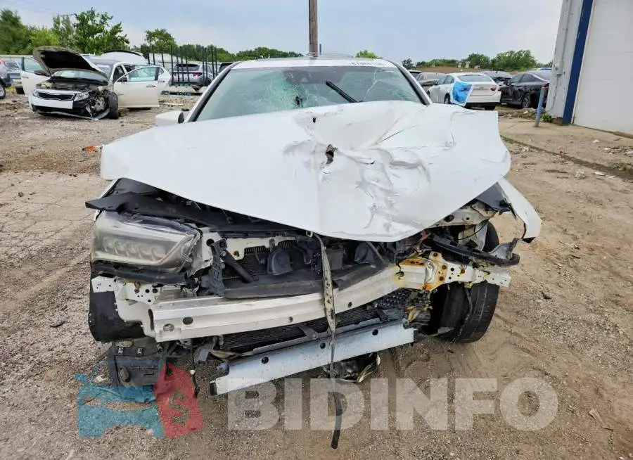 19UUB1F54JA001119 Photo# 5