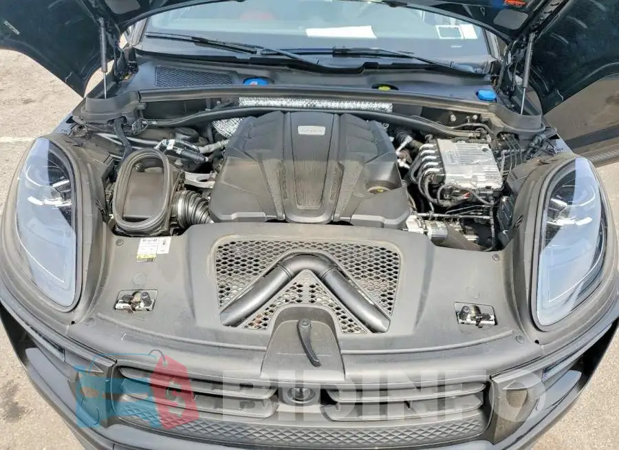WP1AG2A5XPLB40392 Photo# 12