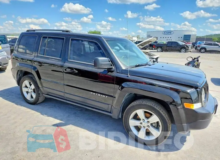 1C4NJPFB4HD184254 Photo# 4