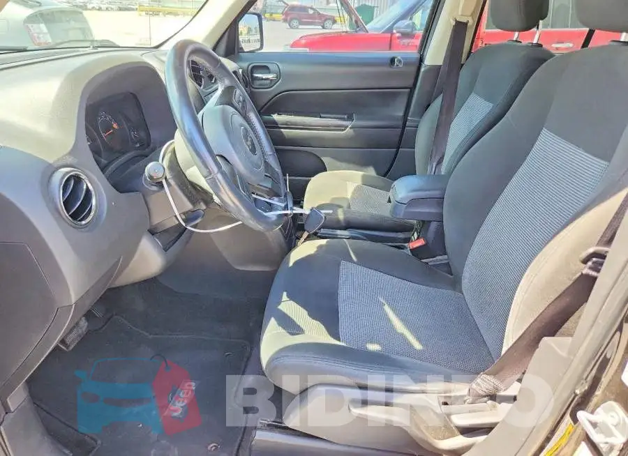1C4NJPFB4HD184254 Photo# 7