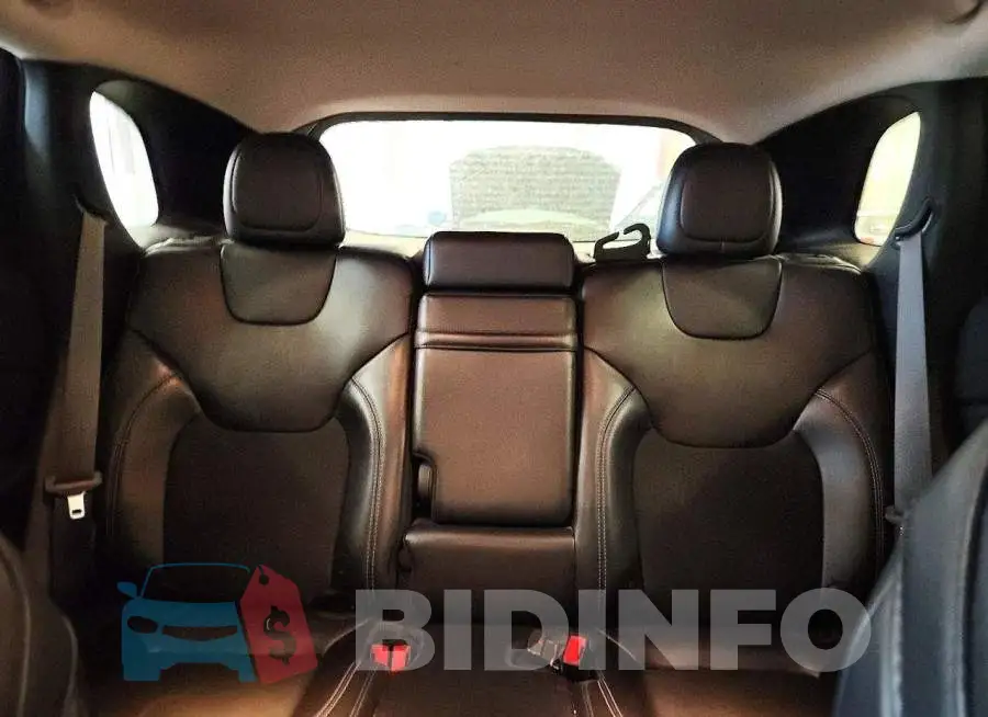 1C4PJMLB8KD305029 Photo# 10