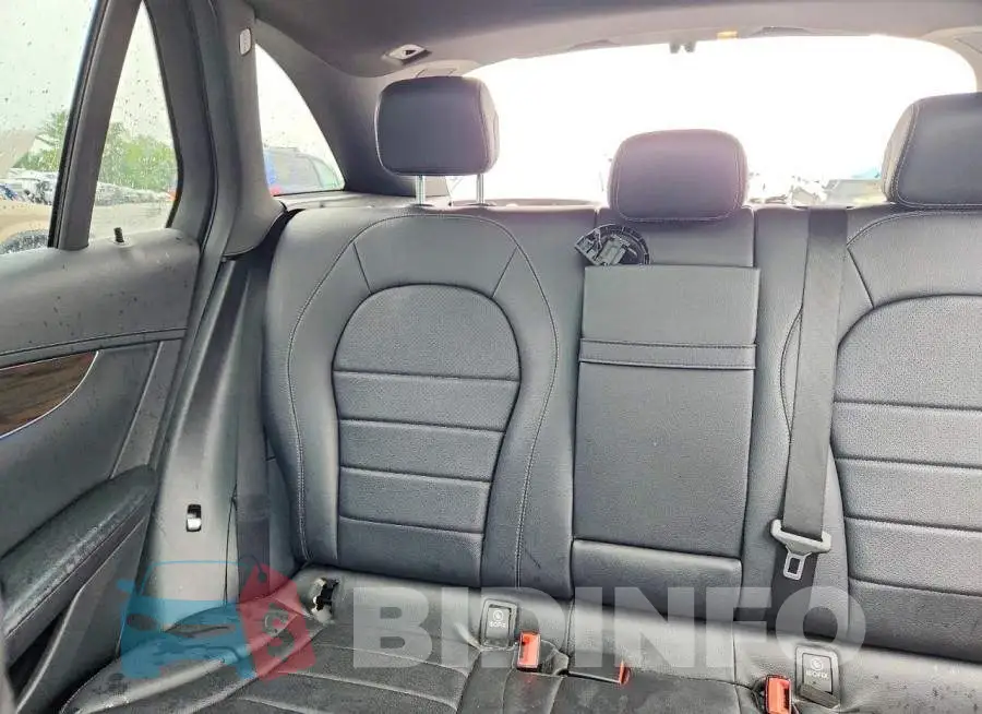 WDC0G4KB7HF140874 Photo# 10
