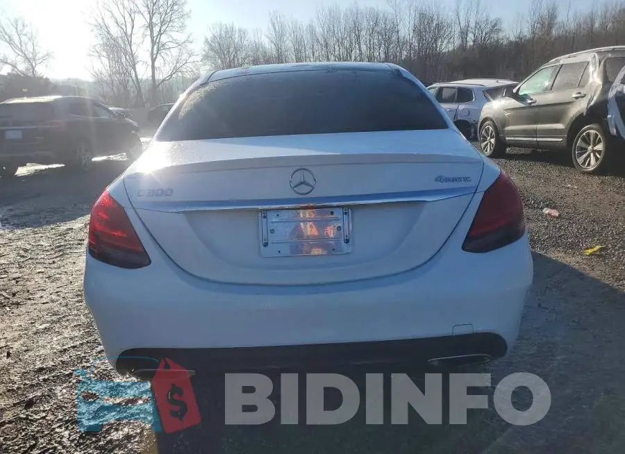 WDDWF8EB6LR526463 Photo# 6