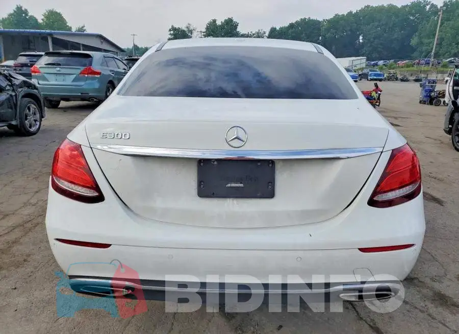 WDDZF4KB2HA171890 Photo# 6
