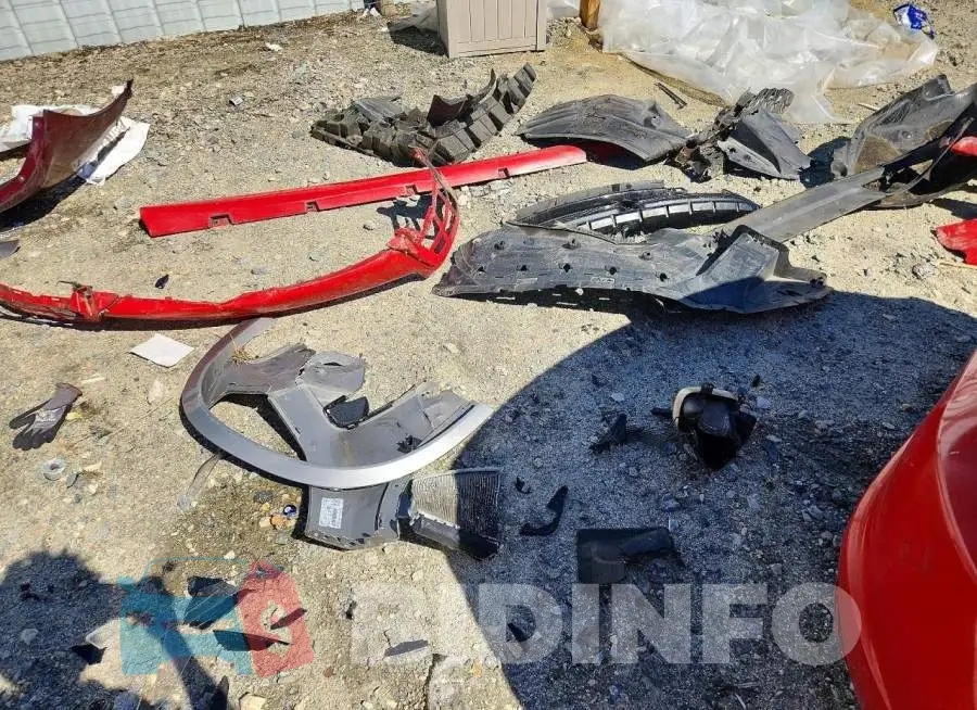 2C3CDXBG5KH720501 Photo# 12