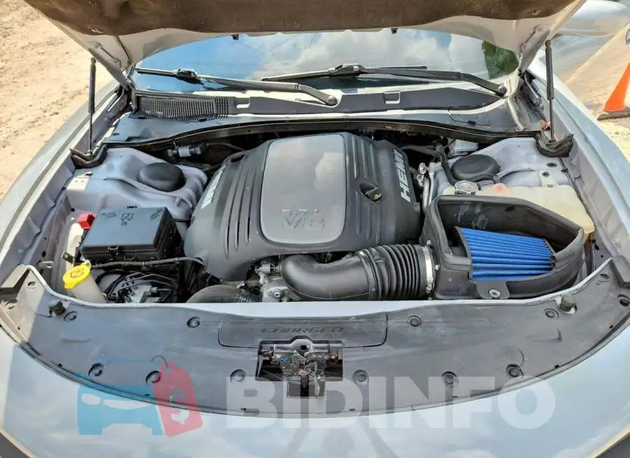 2C3CDXCT4LH223968 Photo# 11